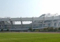 上海体育场 上海有几个大型的体育场