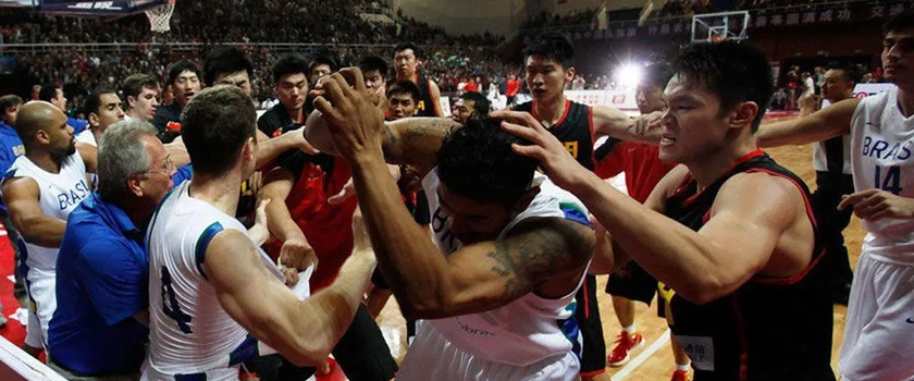 中国篮球队打架事件 中国男篮与黎巴嫩斗殴